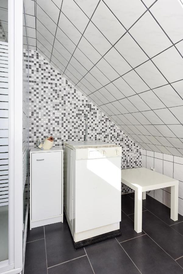 Ferienwohnungen Im Haus Friesische Weite Schillig Exterior foto