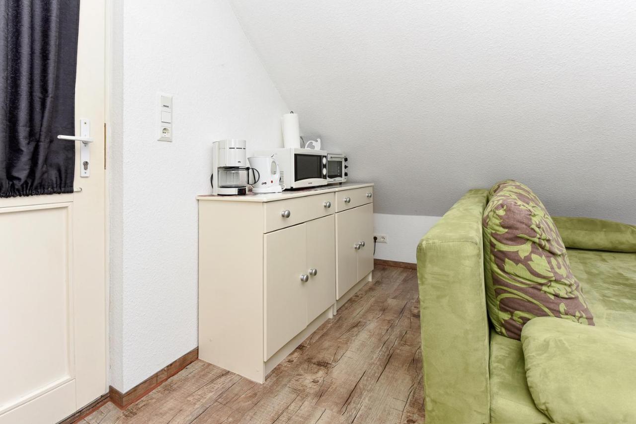 Ferienwohnungen Im Haus Friesische Weite Schillig Exterior foto