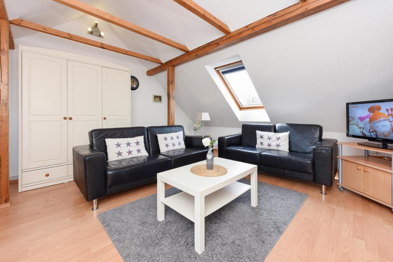 Ferienwohnungen Im Haus Friesische Weite Schillig Exterior foto